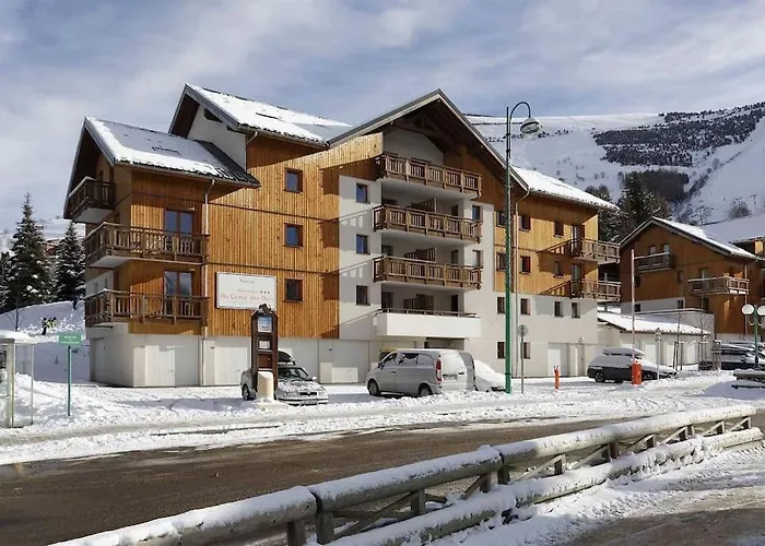 Les Deux Alpes Апартаменты *